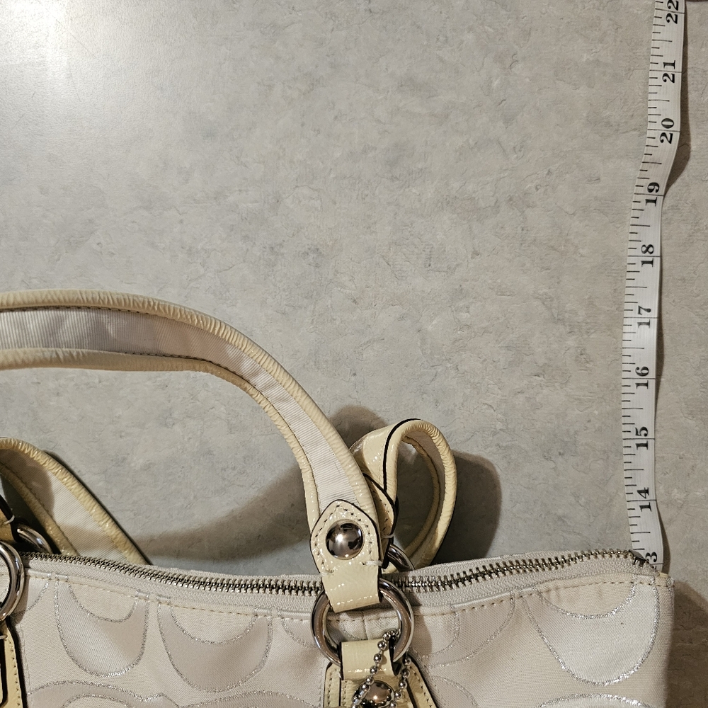 Coach Cream Signature Tote Bag - Picture 14 of 15